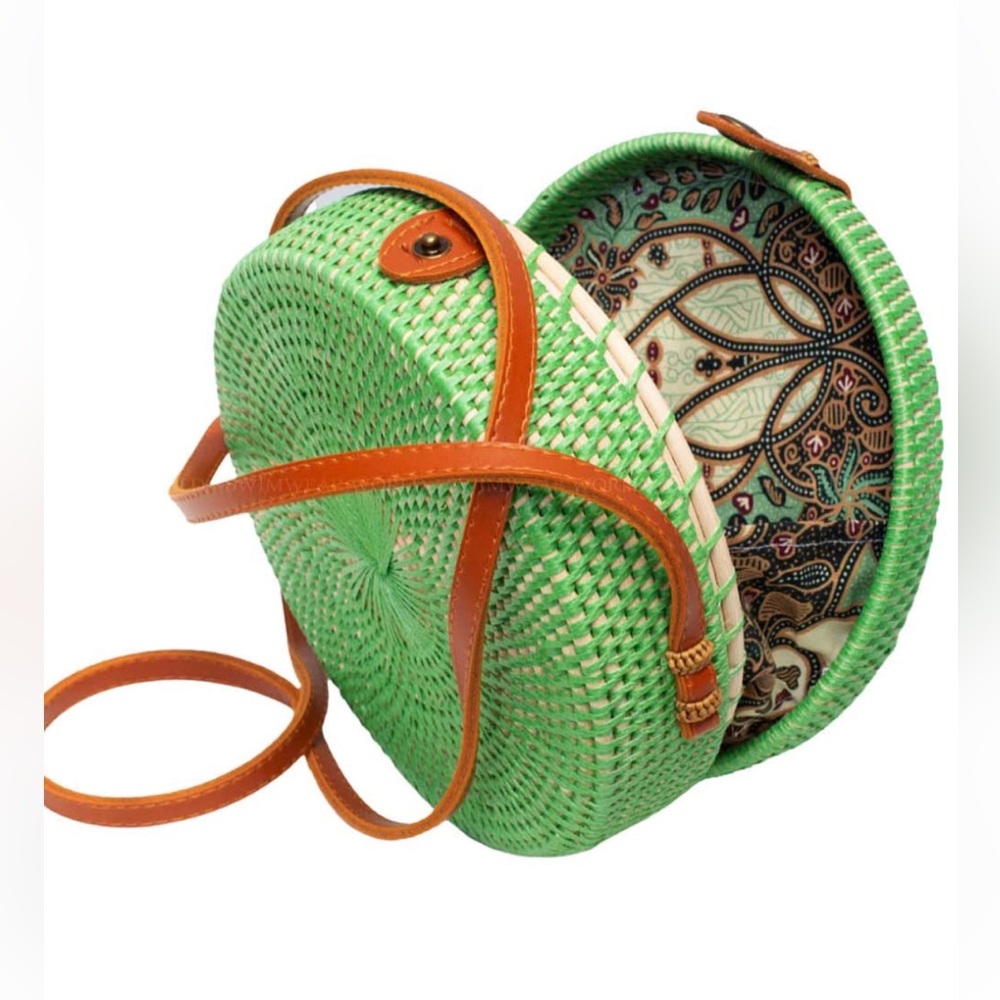 Jelavu Ata Bali Crossbody Bag